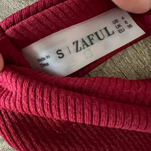 Bikini - Picture 3 of 3